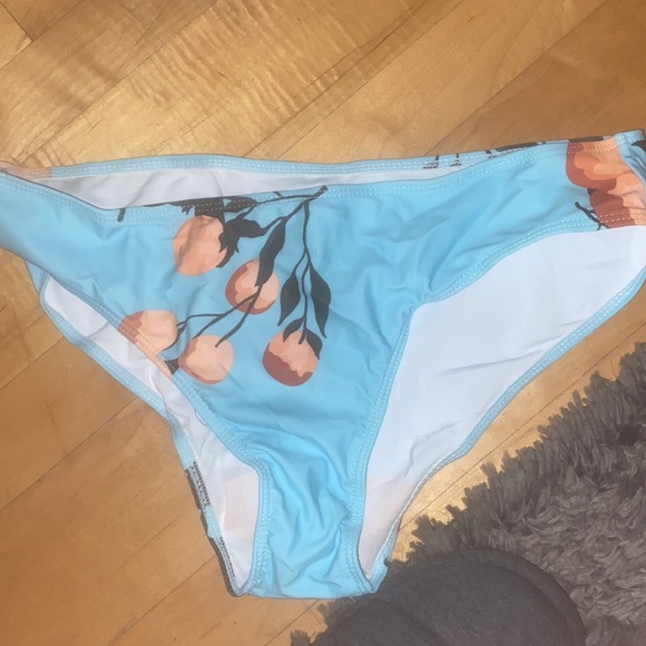 Tankini - Picture 4 of 4